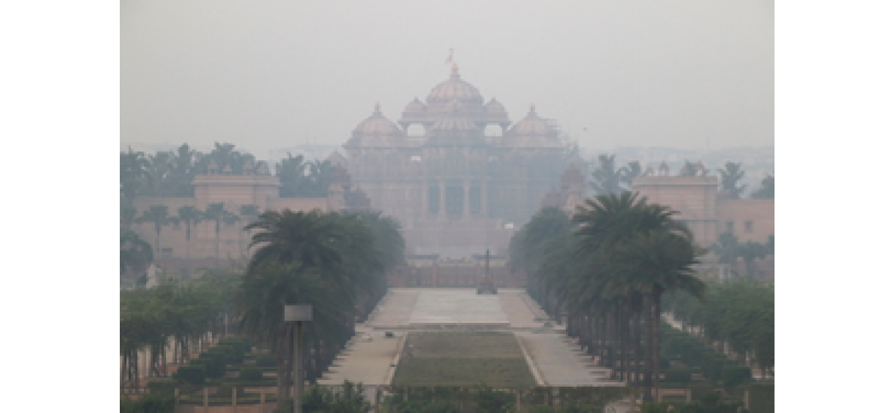Air quality in Delhi remains low with an AQI of 308.