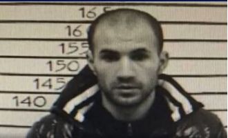 Escape artist escapes prison again using saw and bedsheets.