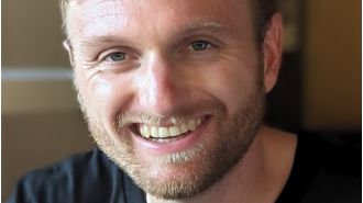 Runner dies immediately from shock caused by low cable.