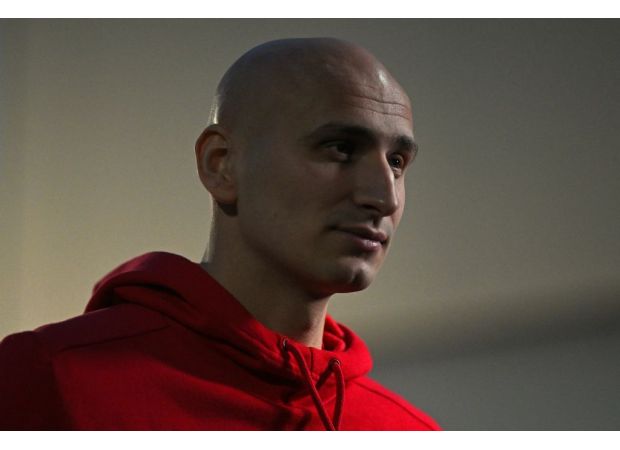 Jonjo Shelvey, a player for England's national team, discusses overcoming addiction.