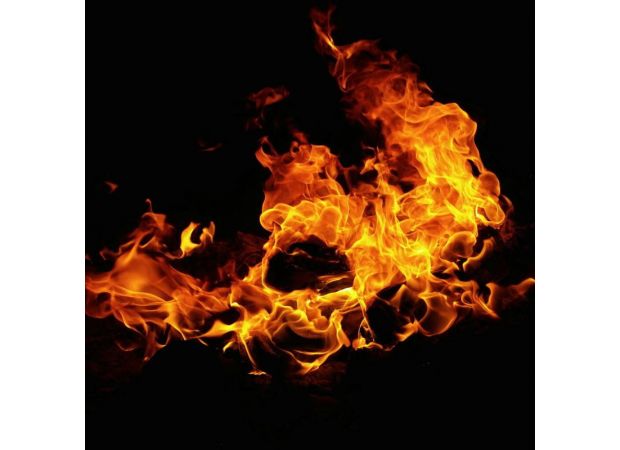 The Little Red Hen Café in Altadena is struggling with landlord issues after a fire caused significant damage.