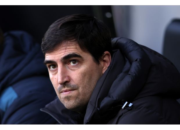 Andoni Iraola addresses speculation of potential move from Bournemouth to Manchester United or Tottenham.