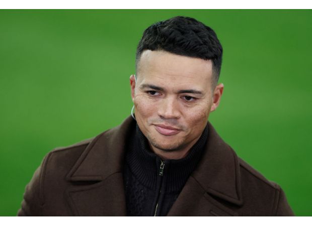 Jenas predicts surprising outcome for Arsenal vs Man Utd match in Premier League.