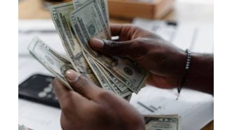 Evanston, IL to provide $25K to 44 Black residents in reparations program.