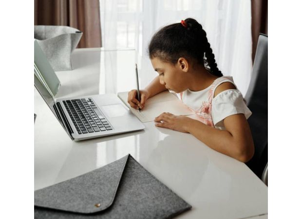 Minneapolis will continue online learning to keep students safe from ICE.