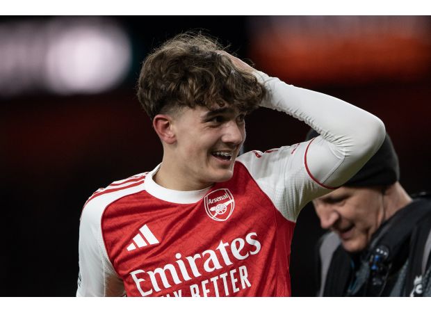 Max Dowman talks to John Terry about his opinion on Lionel Messi following Arsenal's victory over Everton.