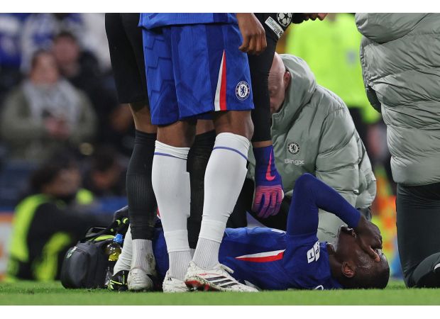 Injury updates for Chalobah and James before Everton vs Chelsea match.