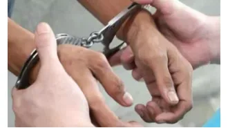 Ten people who fish were arrested in a turtle area in Kendrapara.