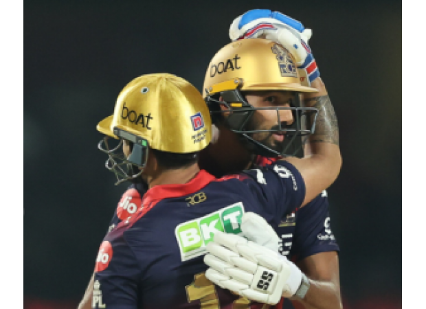 RCB wins against SRH in first game of IPL 2026 with a 6-wicket lead.