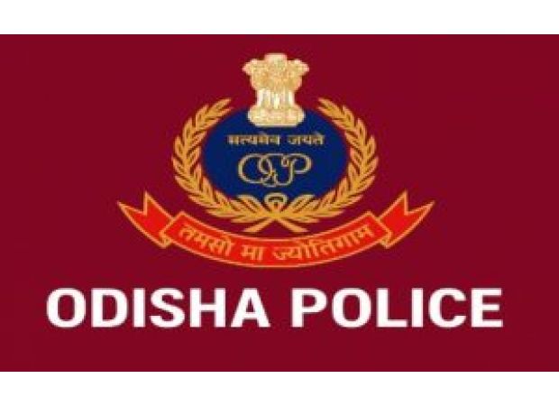 Police in Odisha have caught another prisoner who had escaped from custody and was hiding in Rishikesh.