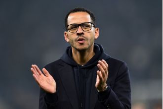 Chelsea fired Liam Rosenior and announced an interim replacement.