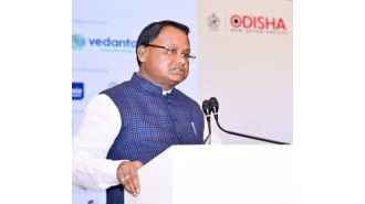 800 model schools to be established by Odisha Chief Minister as part of central education program.