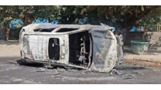 Police commissioner of Noida investigating syndicate involvement in workers' protest; 300 arrested and 7 FIRs filed.