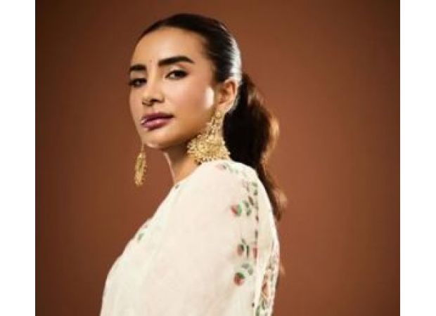 Actress Patralekhaa speaks against online bullies who have been criticizing her appearance.