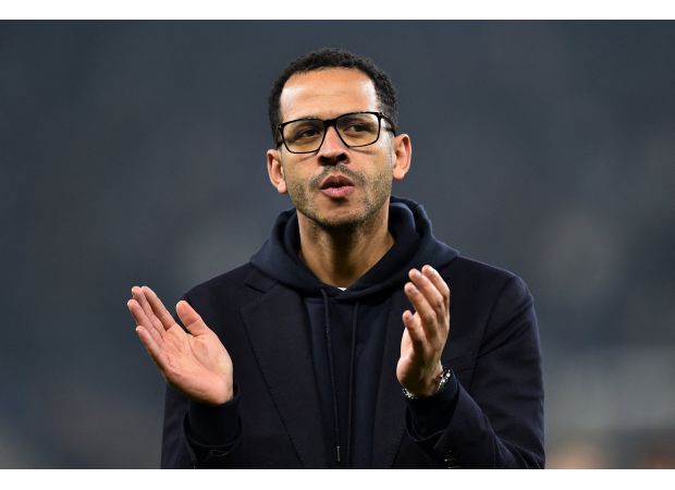 Chelsea fired Liam Rosenior and announced an interim replacement.