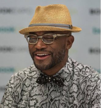 Taye Diggs and his team introduce a new platform for filmmakers to share their stories through vertical storytelling.