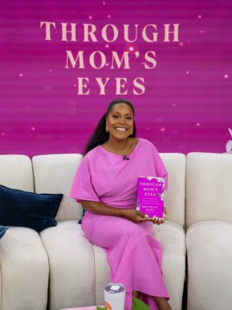 Sheinelle Jones' book inspired by celebrity moms becomes a top-selling hit before Mother's Day.