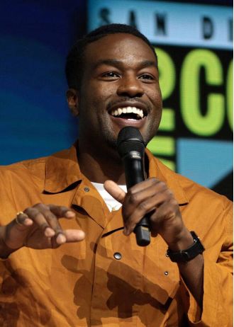 Actor Yahya Abdul-Mateen II shines in his role as a 'Man on Fire'.