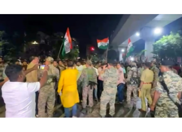 Clashes outside counting centre in Biddhannagar during West Bengal elections between Trinamool and BJP supporters.