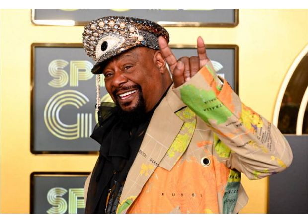 George Clinton sues UMG for $1.1 million in unpaid royalties.