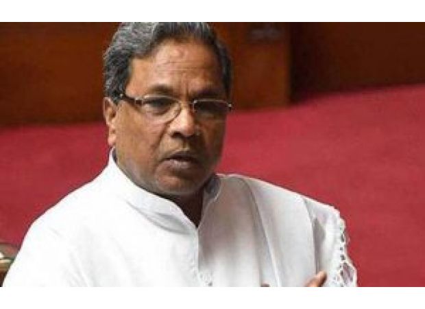 The day after he stepped down as Karnataka CM, Siddaramaiah visits Rahul Gandhi in Delhi.