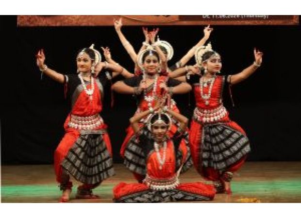Capture photos of Odisha today


Take snapshots of Odisha in the present day.