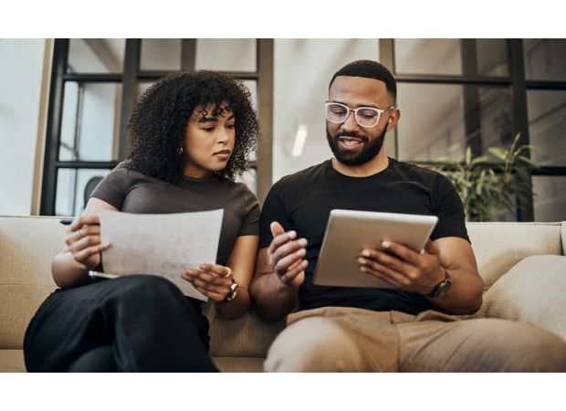 Research suggests that having black supervisors can lead to more fair evaluations of job candidates during the hiring process.