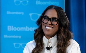 TIAA CEO Thasunda Brown Duckett built generational wealth by maxing out her 401(k) on a modest salary of $26,000.