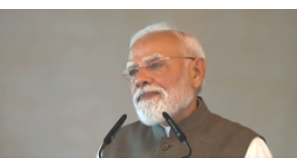 India is becoming more independent, from oceans to air, according to PM Modi.