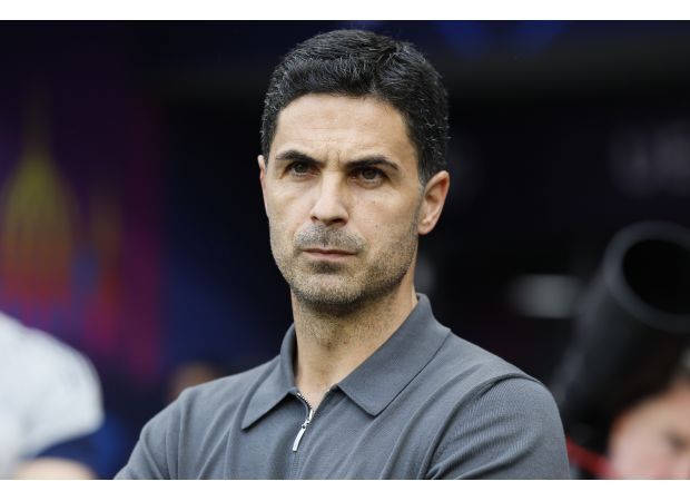 Arsenal has surprisingly decided to allow a key player to leave for the right amount.