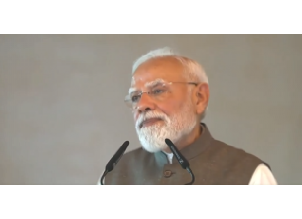 India is becoming more independent, from oceans to air, according to PM Modi.