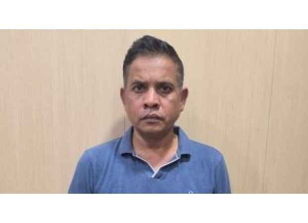 Man arrested for defrauding franchise for 2.93cr near Nepal border.