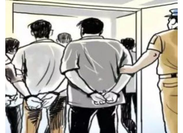 Seven people arrested for burglarizing home of a businessman in Kendrapara.