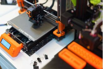 Preteen turns small investment into successful 3D printing venture.