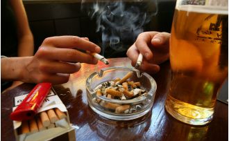 British politician Rupert Lowe wants to allow smoking in pubs again as leader of Restore Britain.