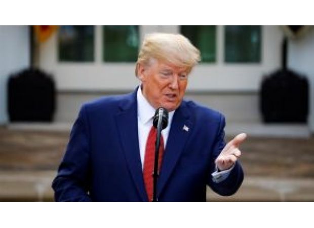 Trump's tendency to contradict himself with misleading statements.


Trump's deceptive use of language, often contradicting himself.
