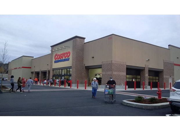 Costco's benefits and employee retention programs enable hourly workers to achieve millionaire status.