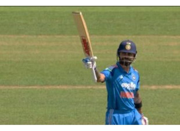 India's captain Kohli scored 65 runs but it was not enough as his team fell to 233 against England.