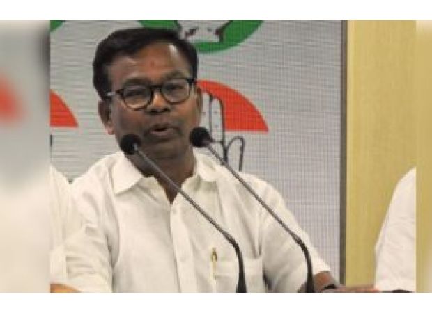 Group demands resignation of minister in Odisha due to mistakes in textbooks.