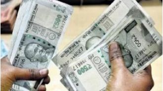 Banks have received Rs 7,087 crore due to customers not maintaining the minimum balance requirement.