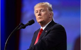 Trump dismisses AI experts' warnings as a 'sick conspiracy'.
