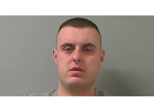 Police desperately seeking fugitive murderer Gary Anderson who is still on the loose.