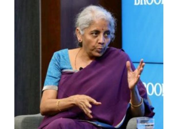 FM says Congress, UPA used banks and financial institutions like personal property in IDBI divestment.