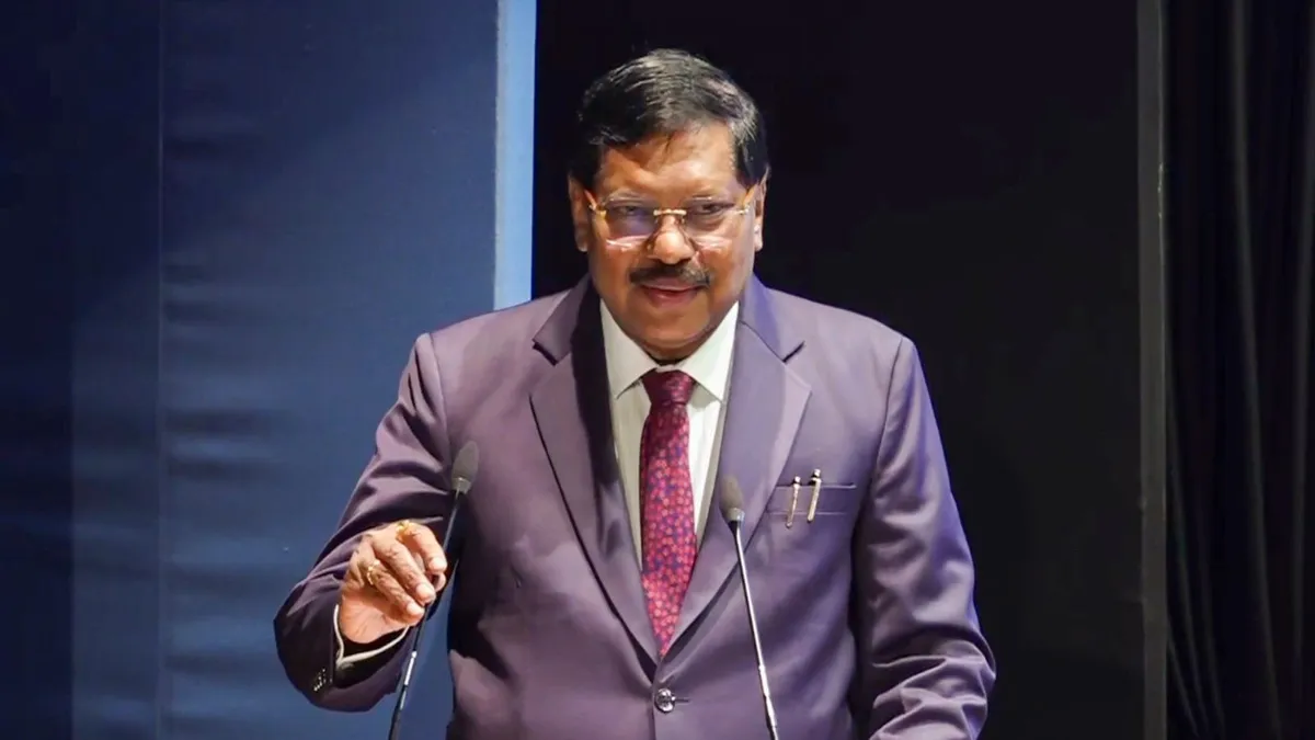 Shoe hurling at CJI condemned