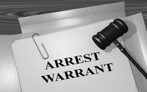 Police went to issue arrest warrant in theft case