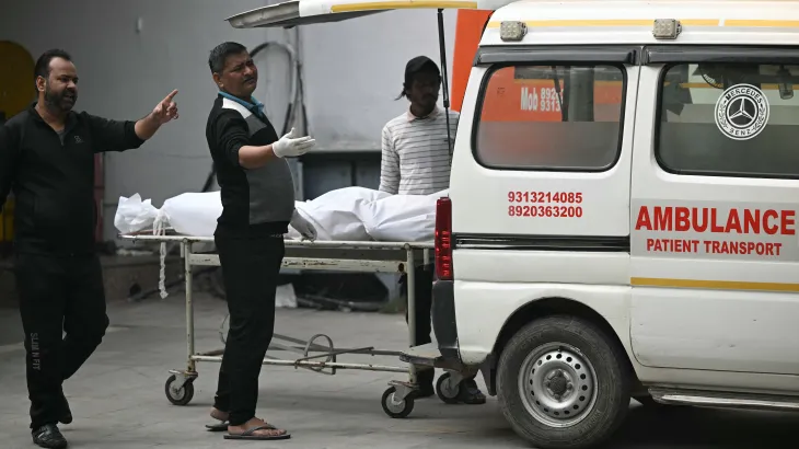 13 killed in blast in capital New Delhi