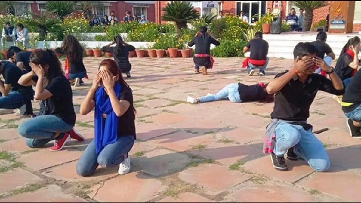 Awareness through street play