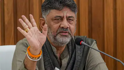 Chief Minister Gets Grand Welcome in Madikeri