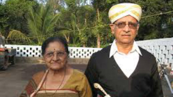 A.K. Subbayya and Ponnamma Trust Distributes Scholarships